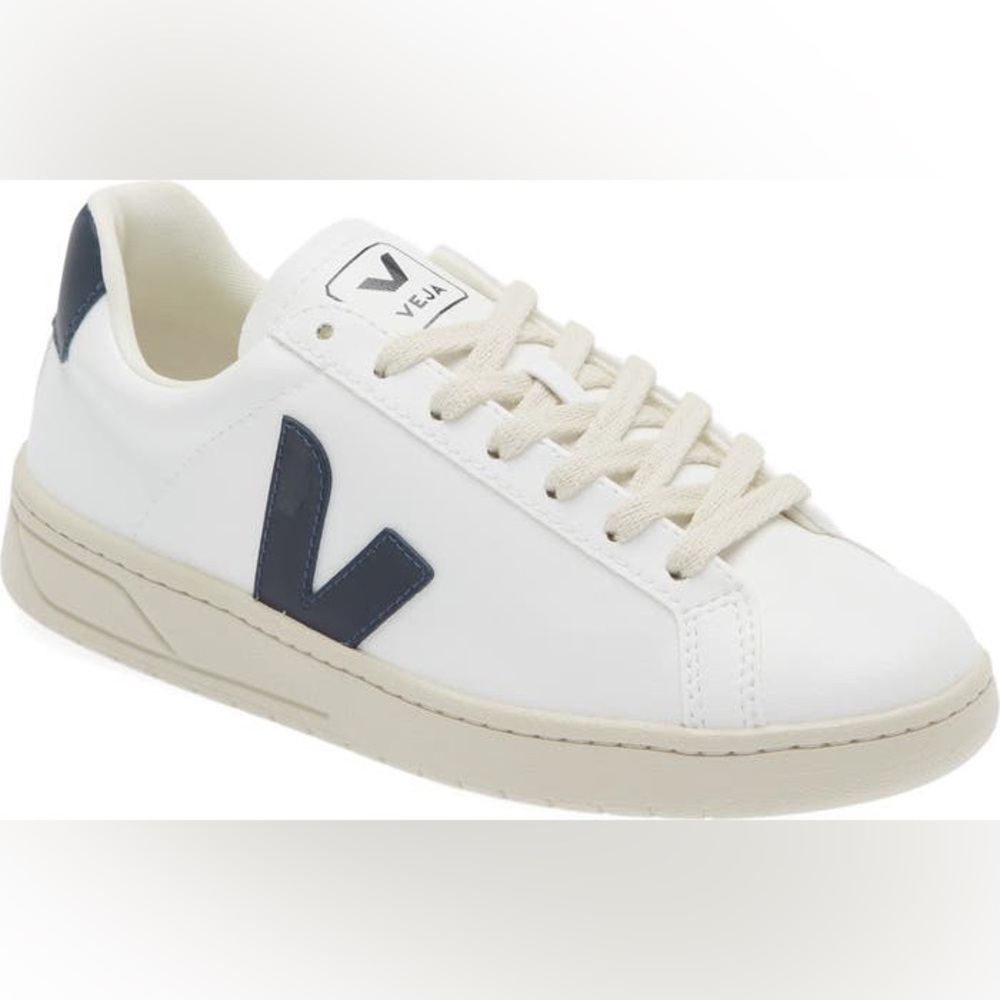 Veja URCA White Nautico Shoes